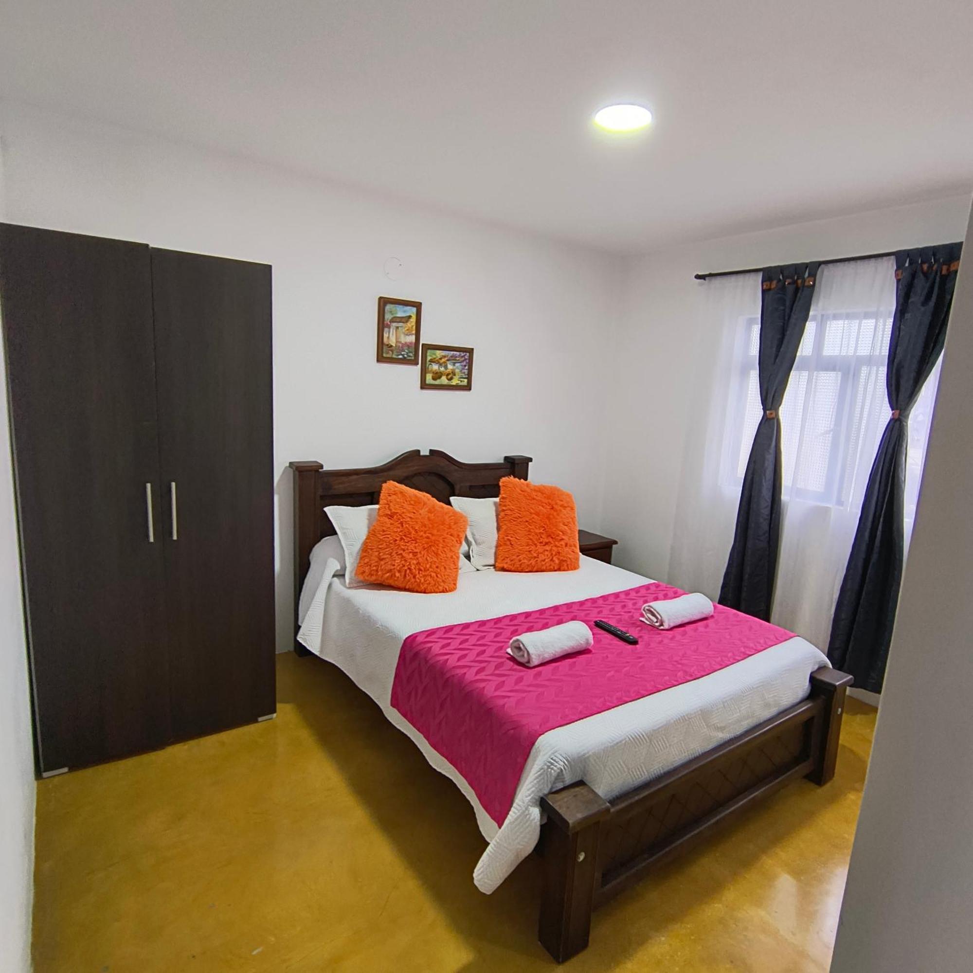 Hostal Villa Del Sol Саленто Экстерьер фото
